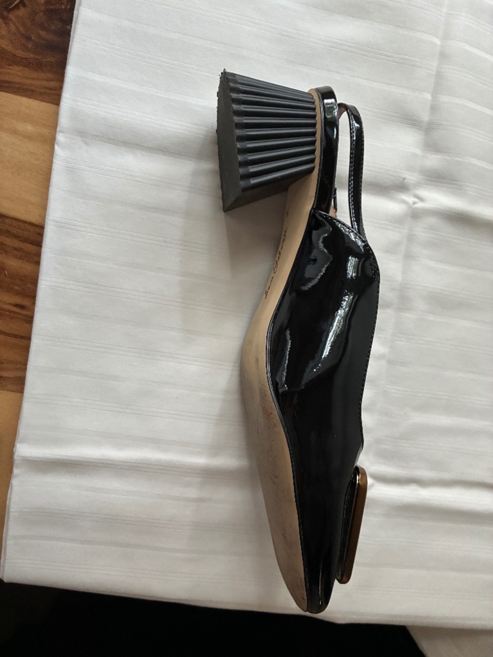 Sam Edelman Tanessa Slingback Mule is a stylish block-heel black patent leather
